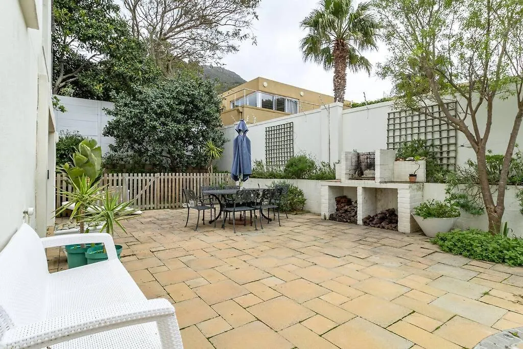 3 Bedroom Family Home, Houtbay, Cape Town, South Africa