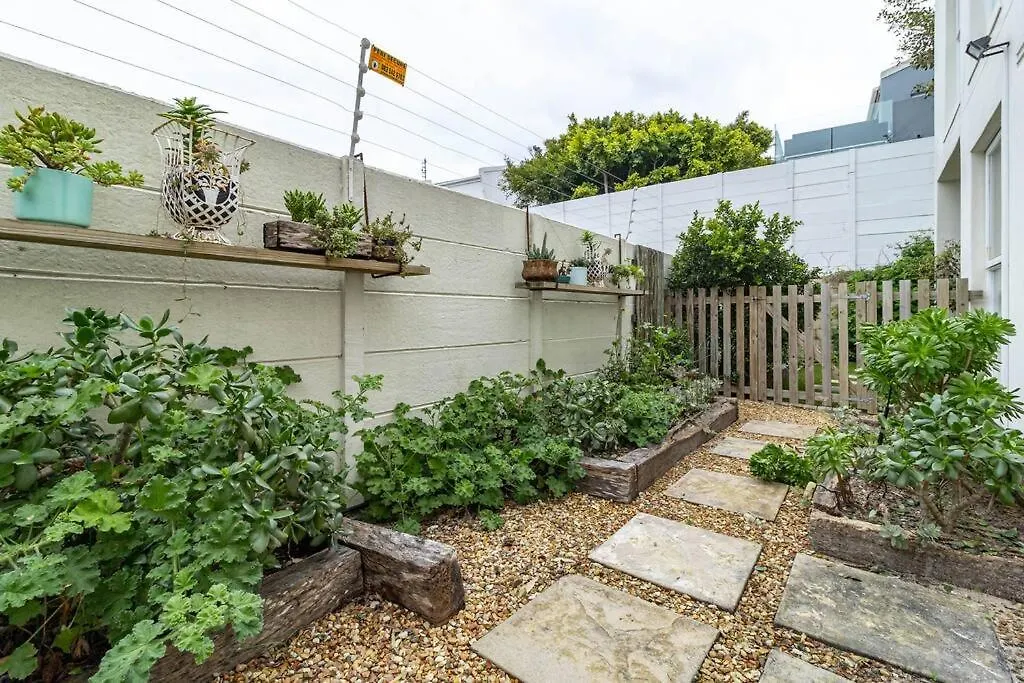 3 Bedroom Family Home, Houtbay, Cape Town, South Africa 0*,